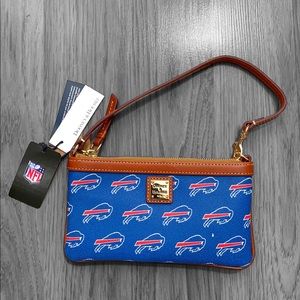 Buffalo Bills NFL Dooney & Bourke wallet wristlet NWT & registration card